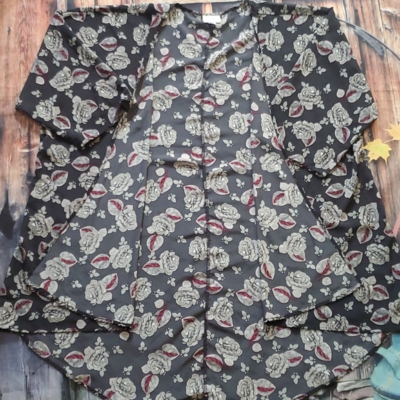 LulaRoe Floral Cardigan - Picture 8 of 11